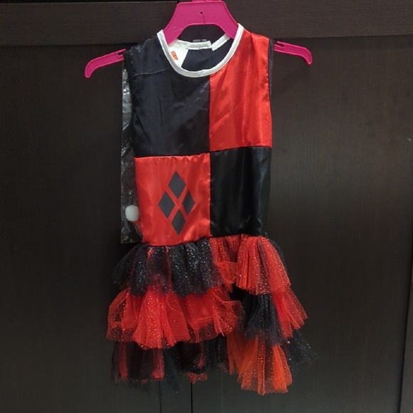 Kids Harley Quinn Jester Costume - Red and Black - NWT Size S 4-6 - Picture 2 of 4